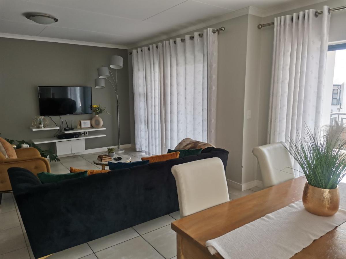 Penthouse 172 At The Blyde Crystal Lagoon Apartamento Pretoria-Noord Exterior foto